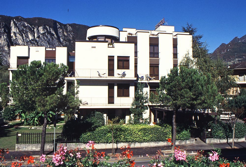 Hotel Bristol Riva del Garda Kültér fotó
