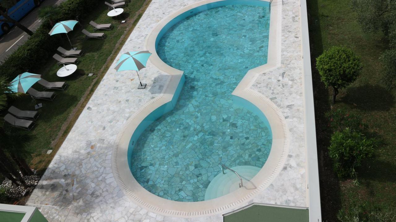Hotel Bristol Riva del Garda Kültér fotó
